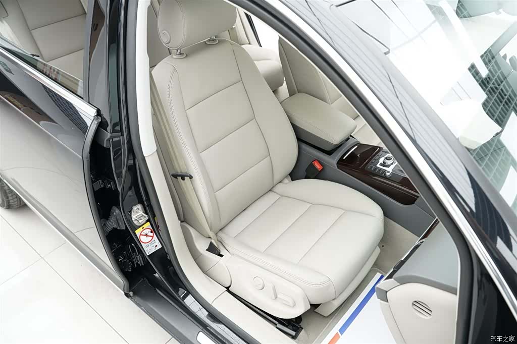 Audi A6L, 2009 14