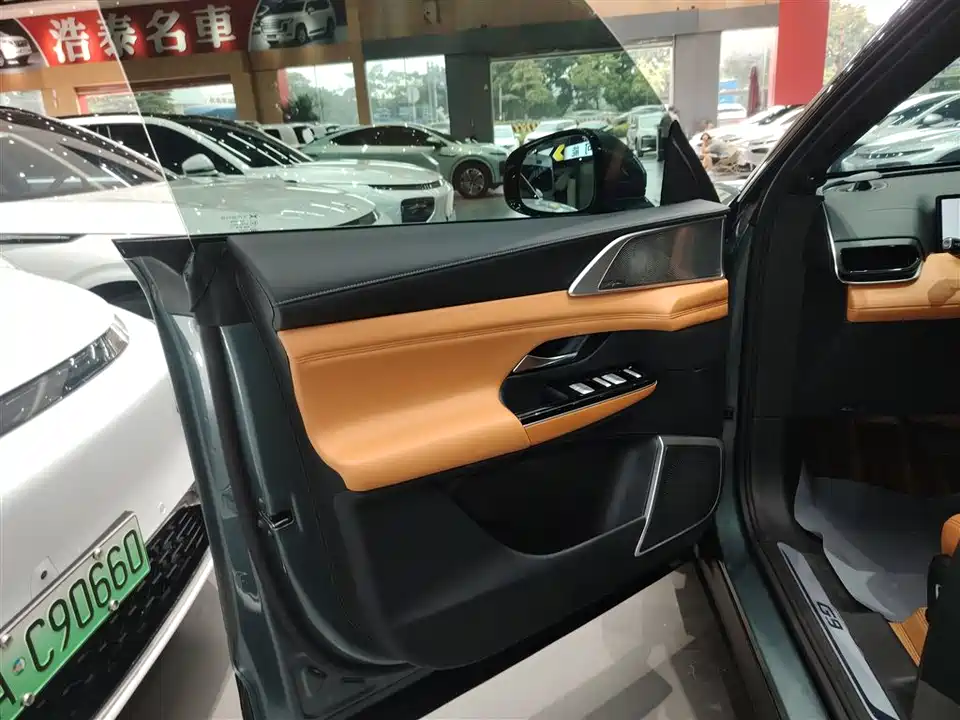 XPENG G9
