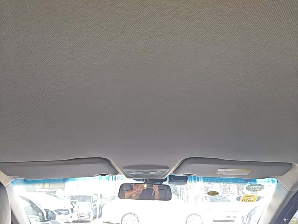 Wuling 360, 2018 18