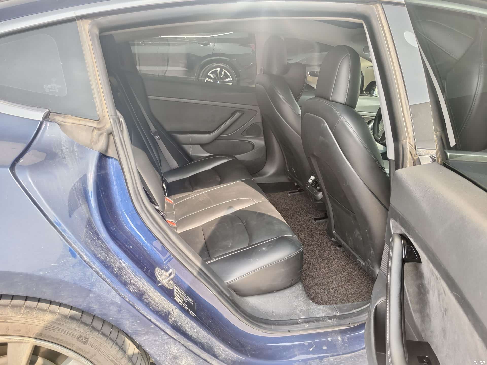 Tesla Model 3, 2020 12