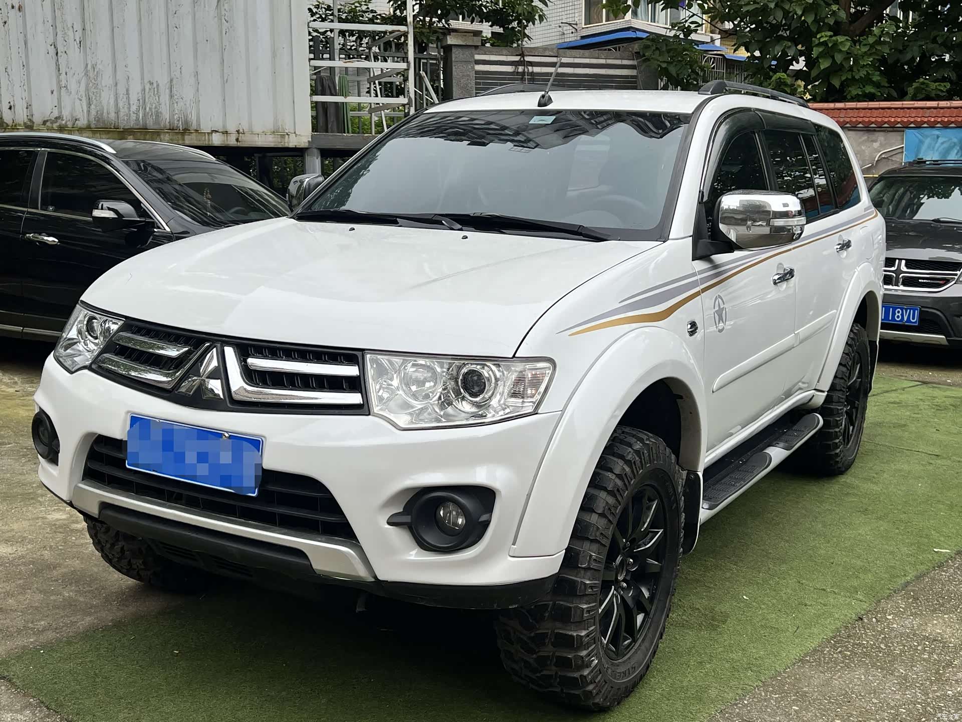 Mitsubishi Pajero
