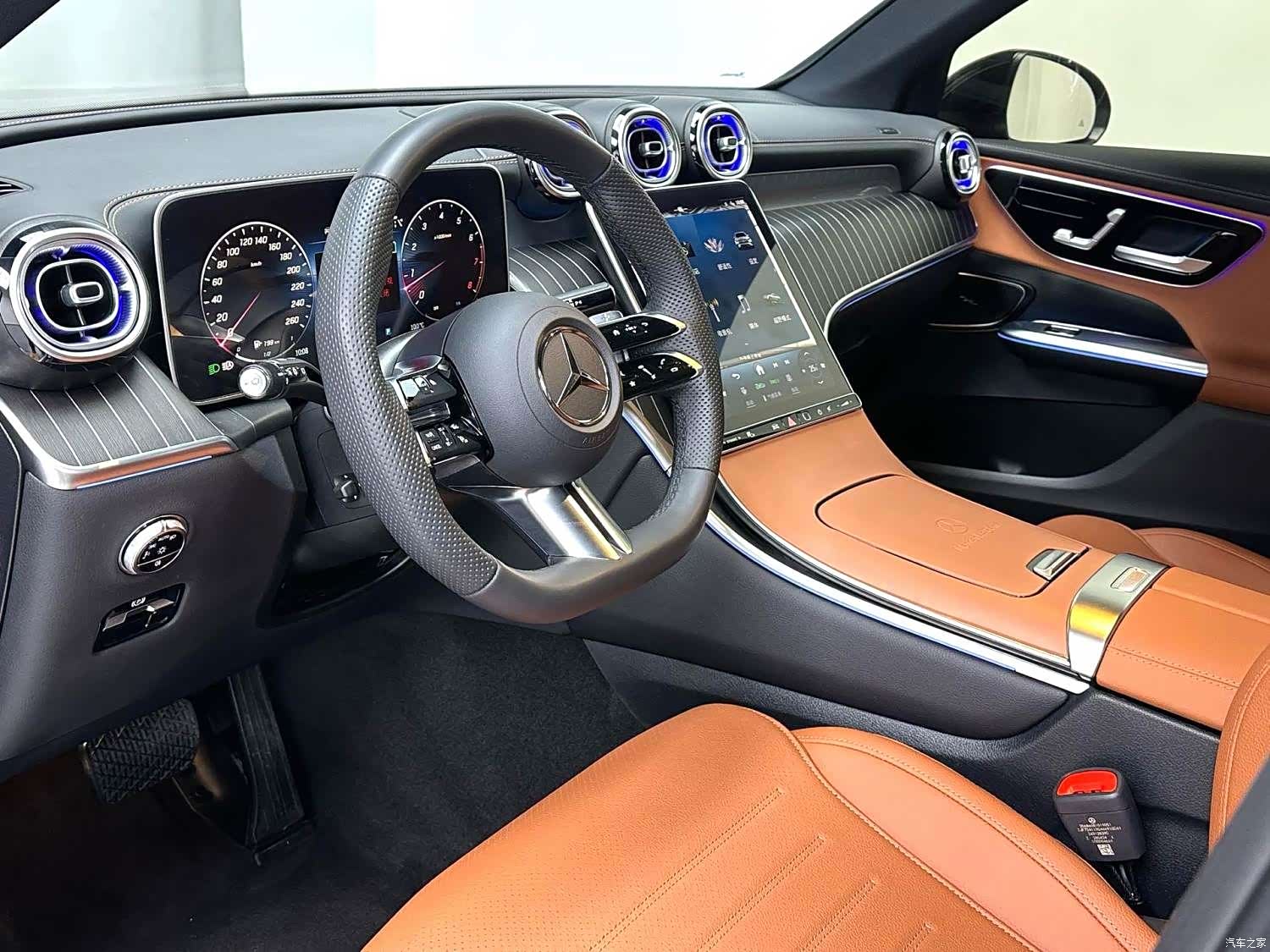 Mercedes-Benz GLC, 2024 9