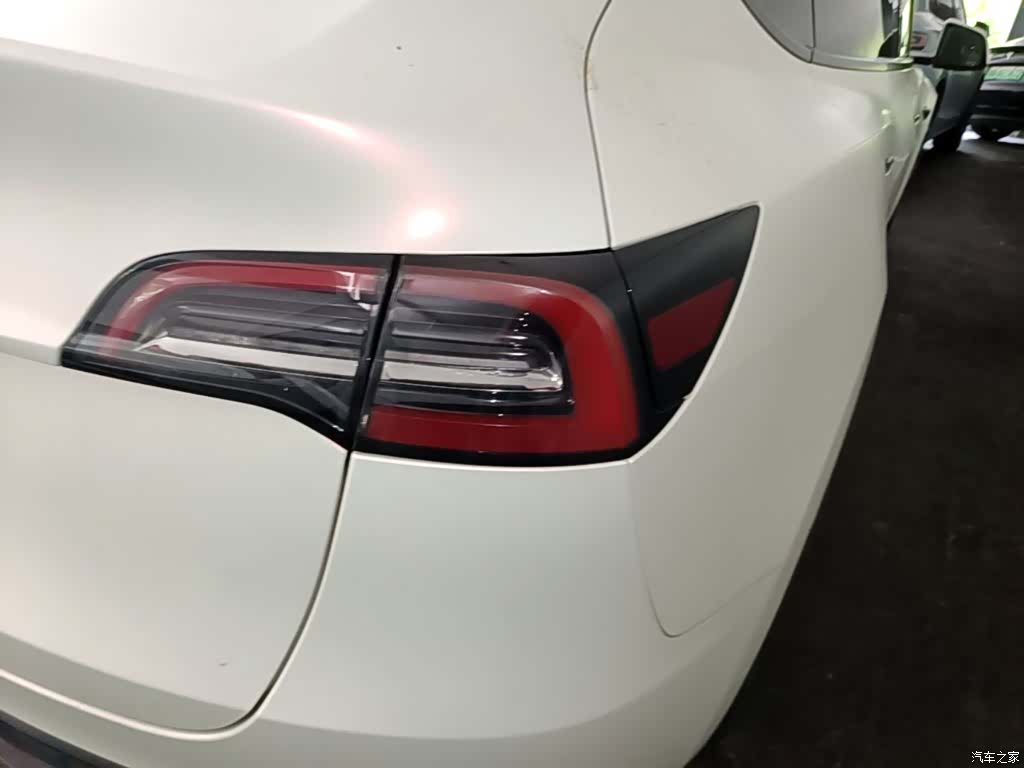 Tesla Model Y, 2022 8