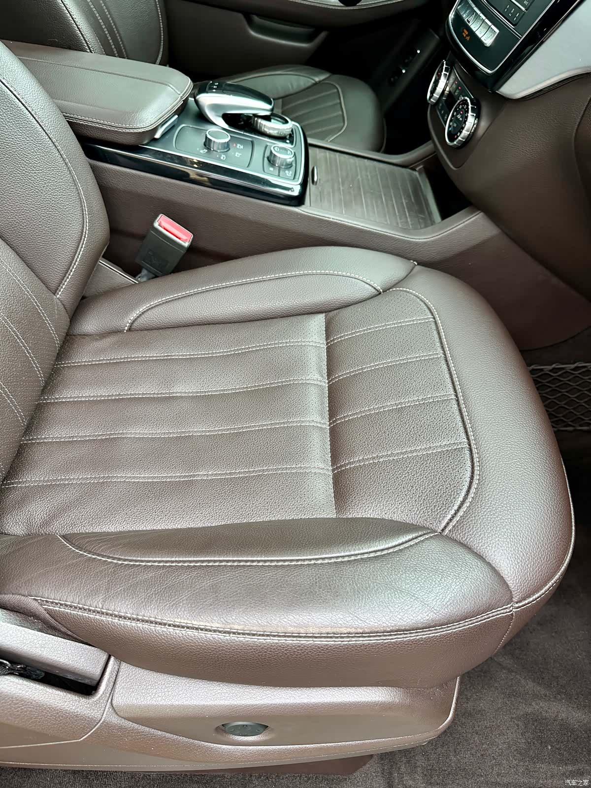 Mercedes-Benz GLS, 2016 48