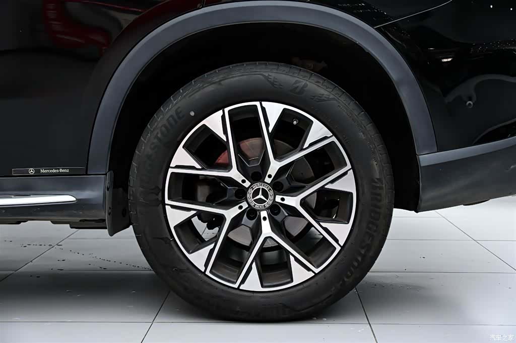 Mercedes-Benz GLC, 2023 36