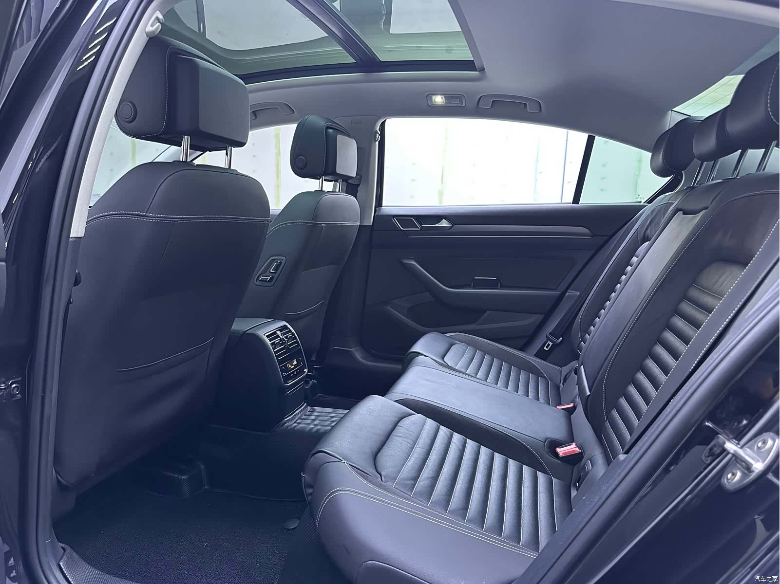 Volkswagen Magotan, 2021 9