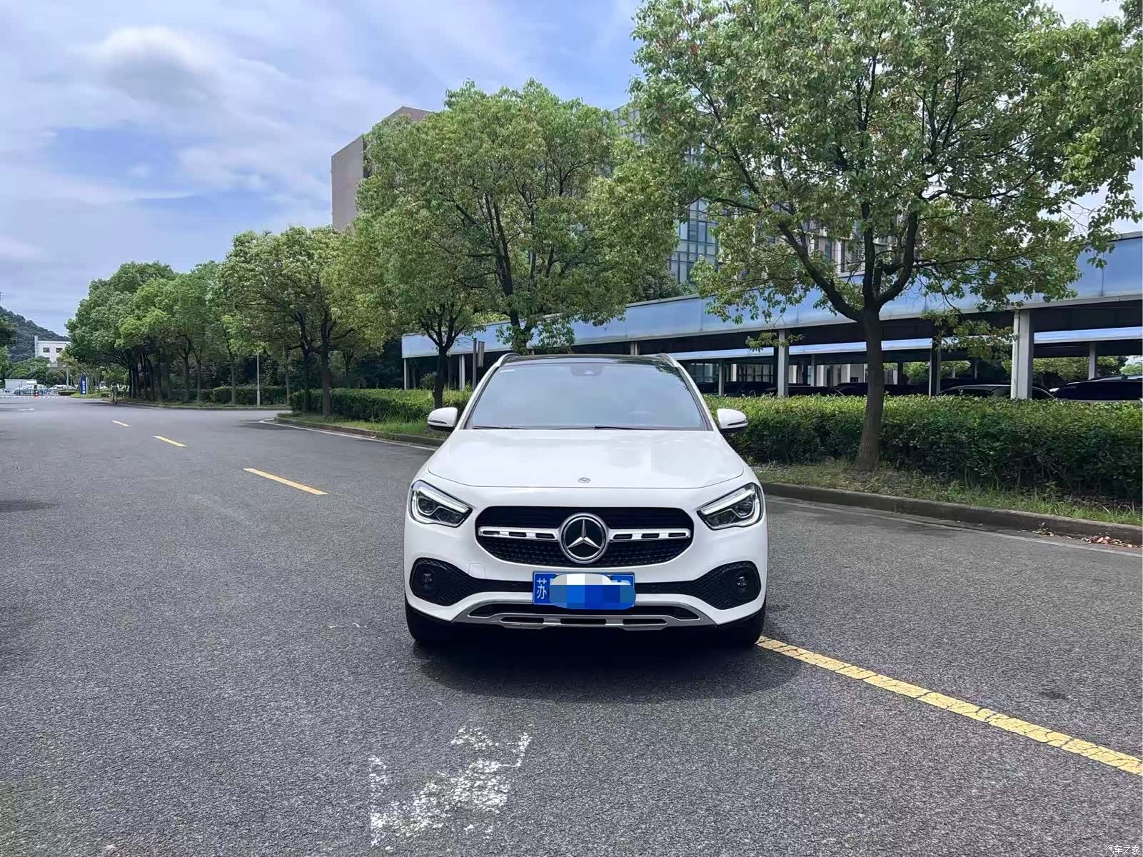 Mercedes-Benz GLA
