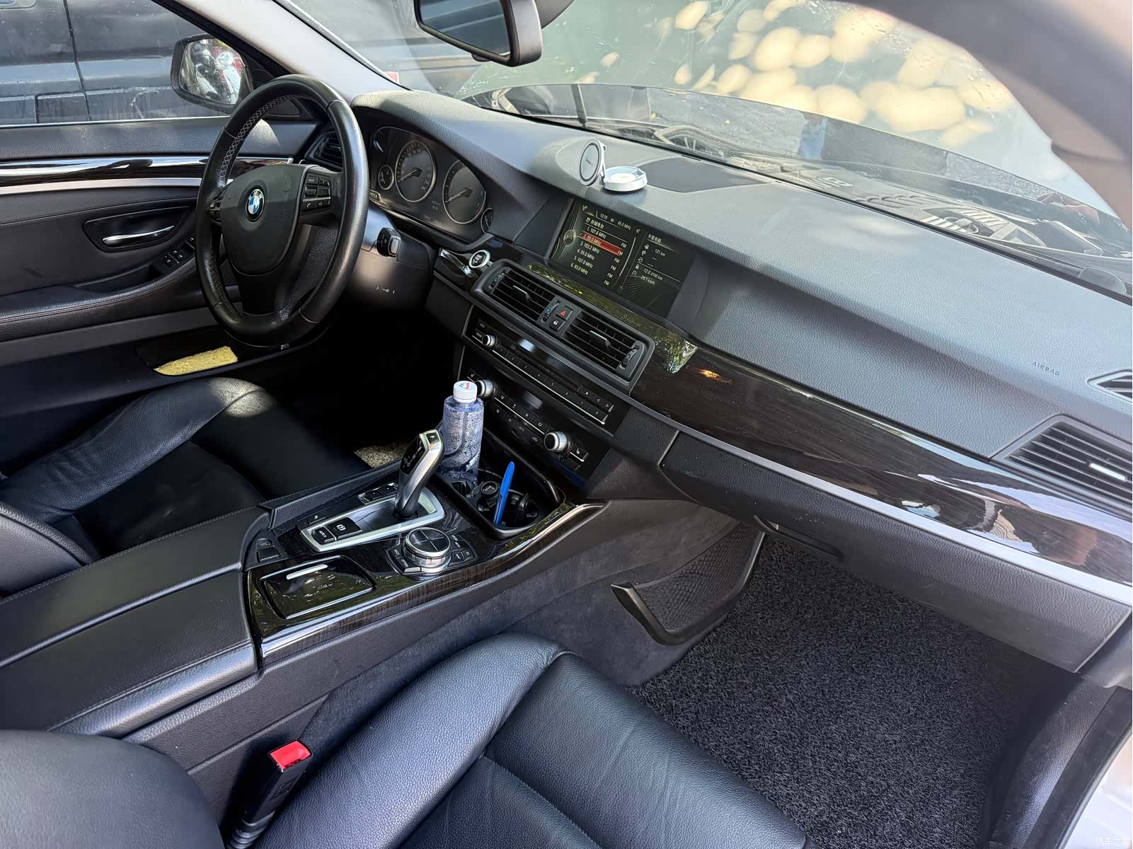 BMW 5 Series, 2012 10
