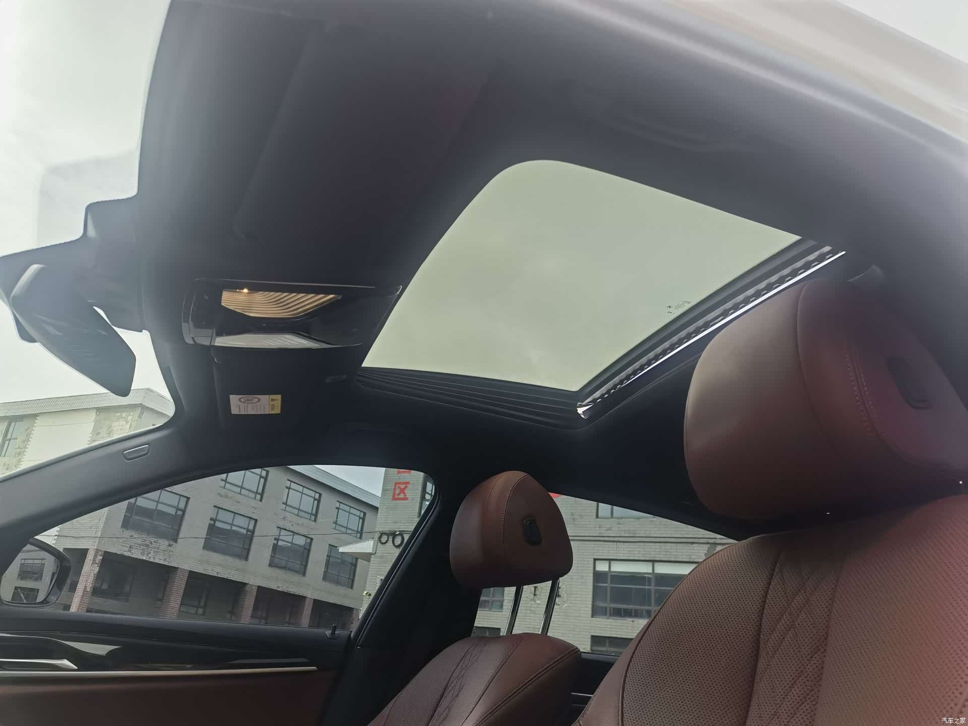 BMW 5 Series, 2023 14