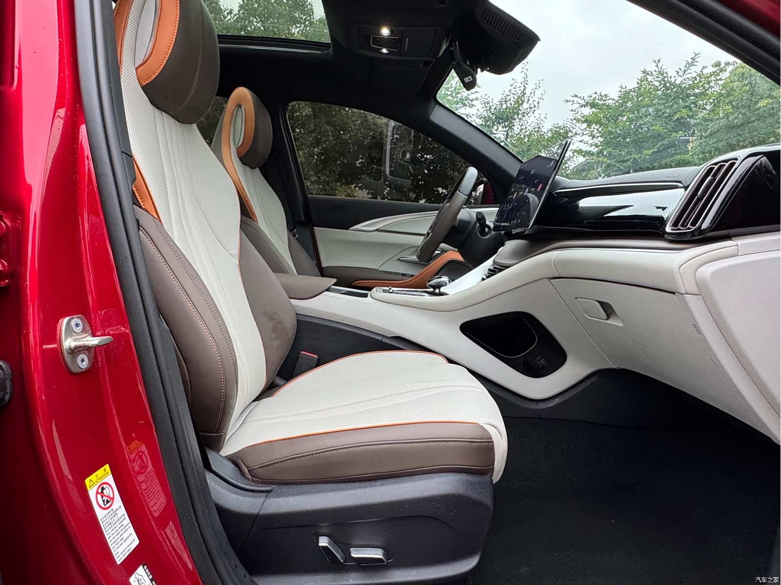 BYD Song, 2022 13