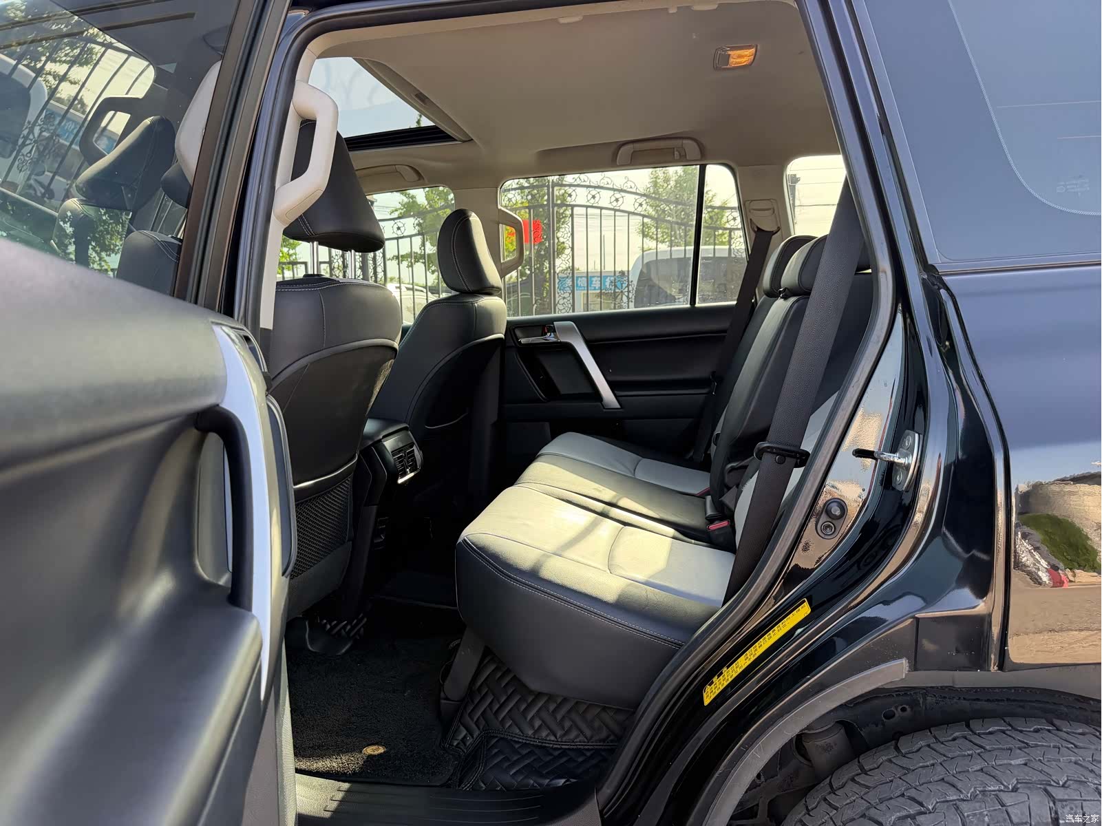 Toyota Prado, 2014 17