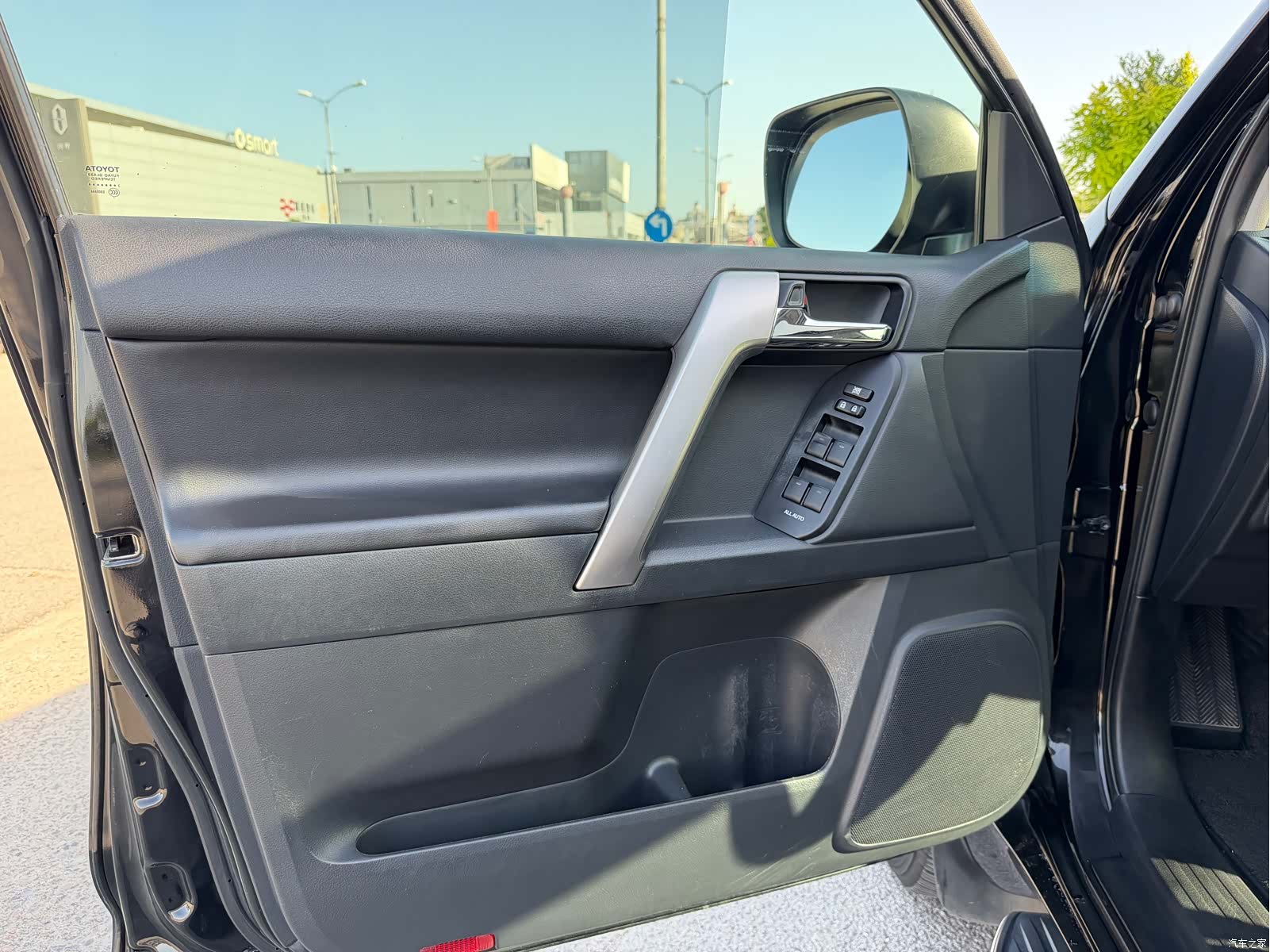 Toyota Prado, 2014 10