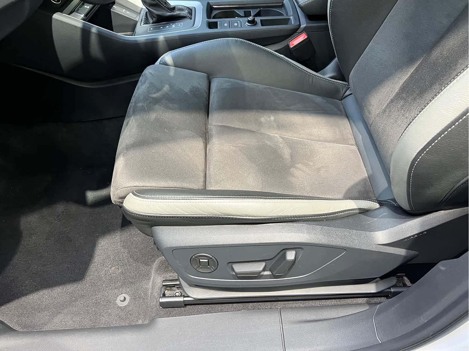 Audi Q3, 2023 16