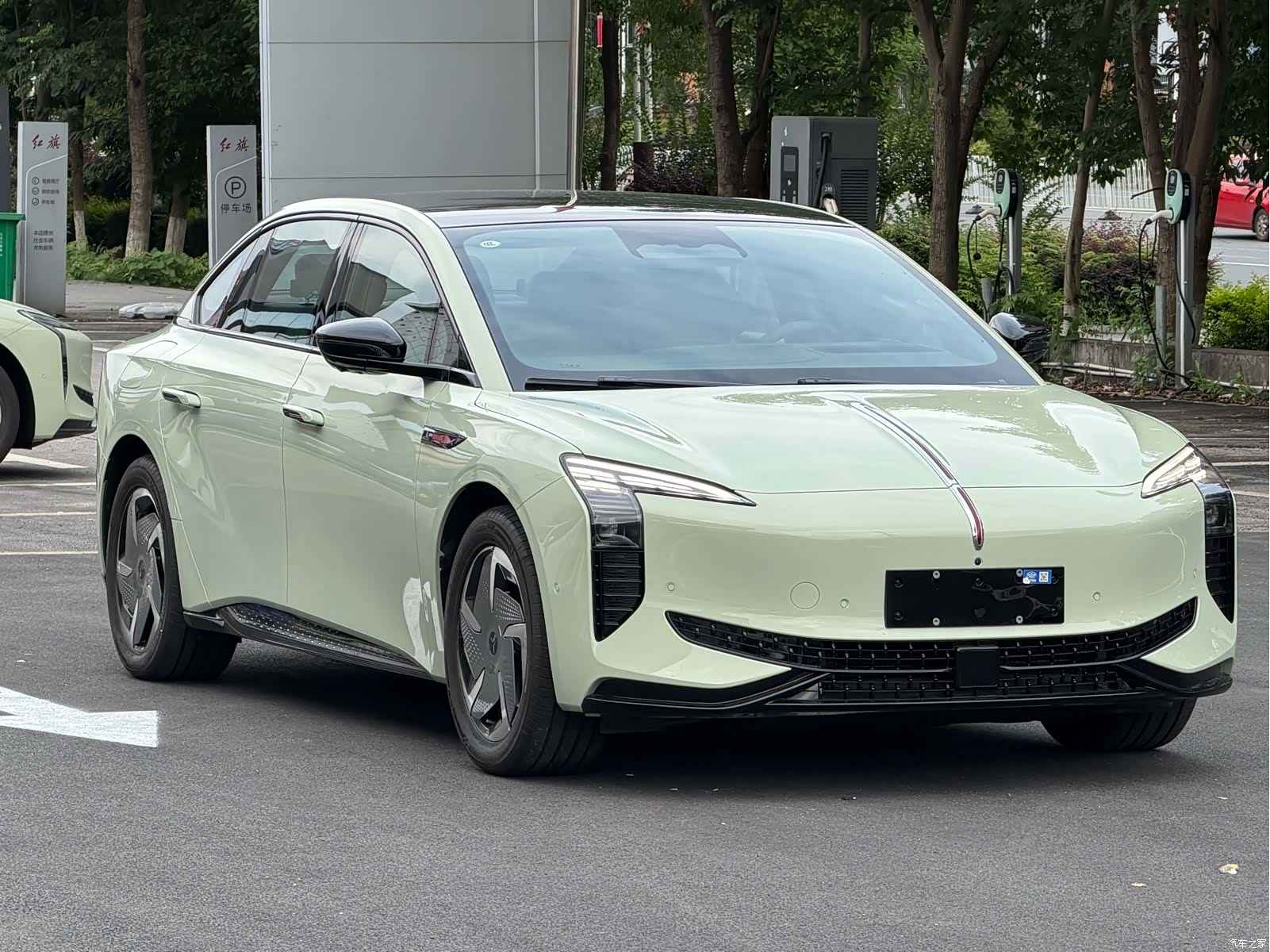 Hongqi H7, 2026 3