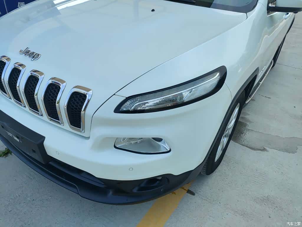 Jeep Cherokee, 2017 24