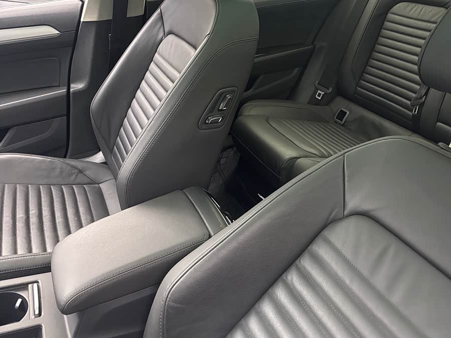 Volkswagen Magotan 2018, фото 10