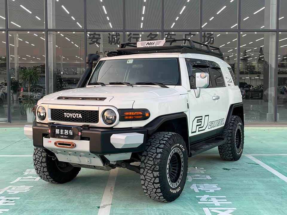 Toyota FJ Cool Luze