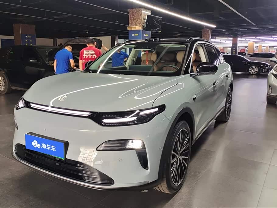 Leapmotor C11