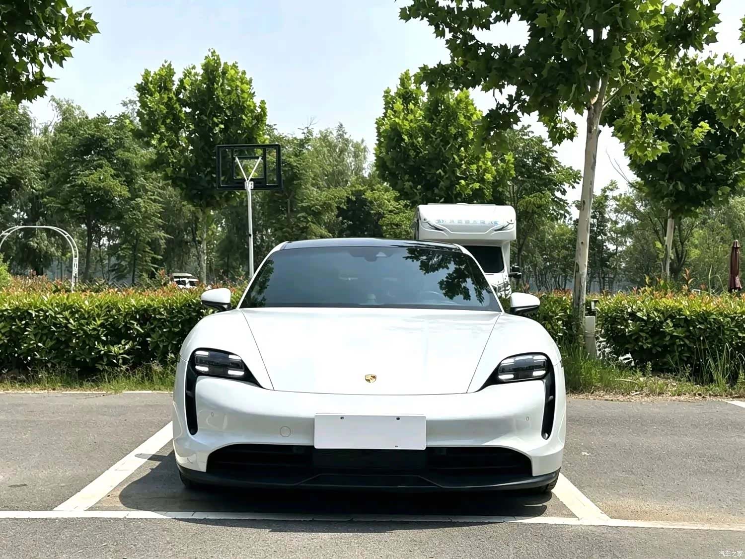Porsche Taycan, 2021 2