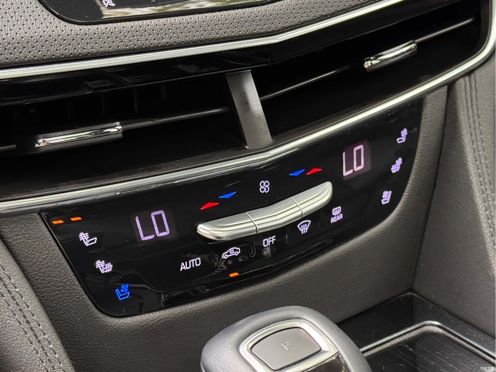 Cadillac CT6, 2019 11