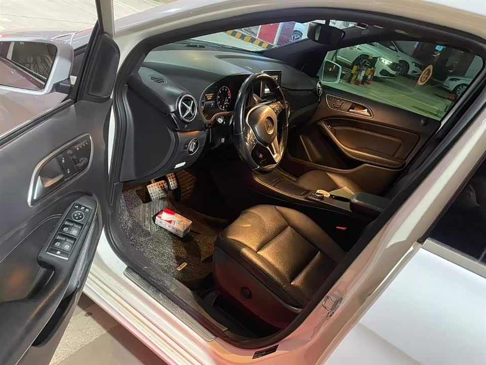 Mercedes-Benz Class B