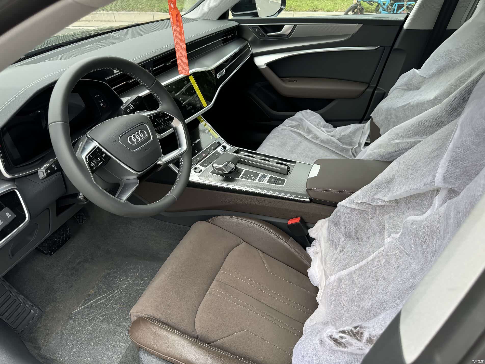 Audi A7L, 2024 10