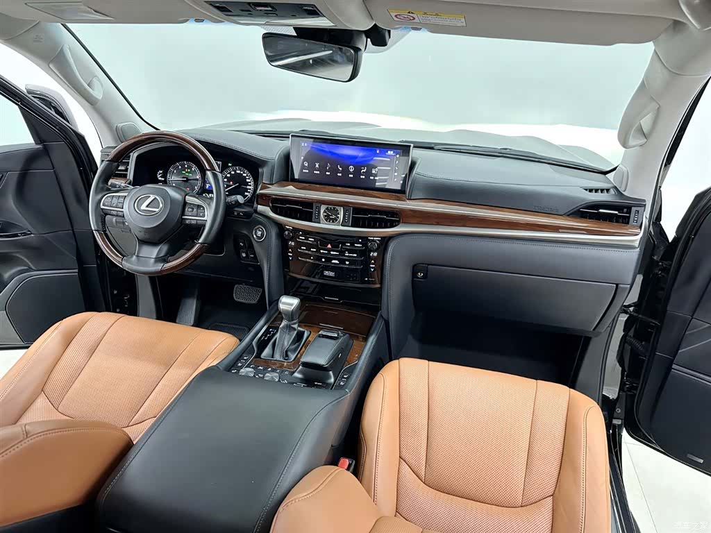 Lexus LX, 2020 13