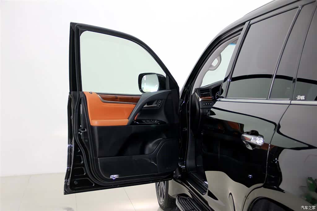 Lexus LX, 2020 все фото