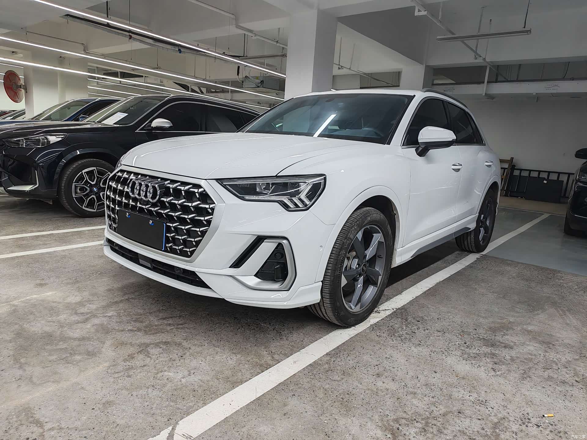 Audi Q3, 2024 1