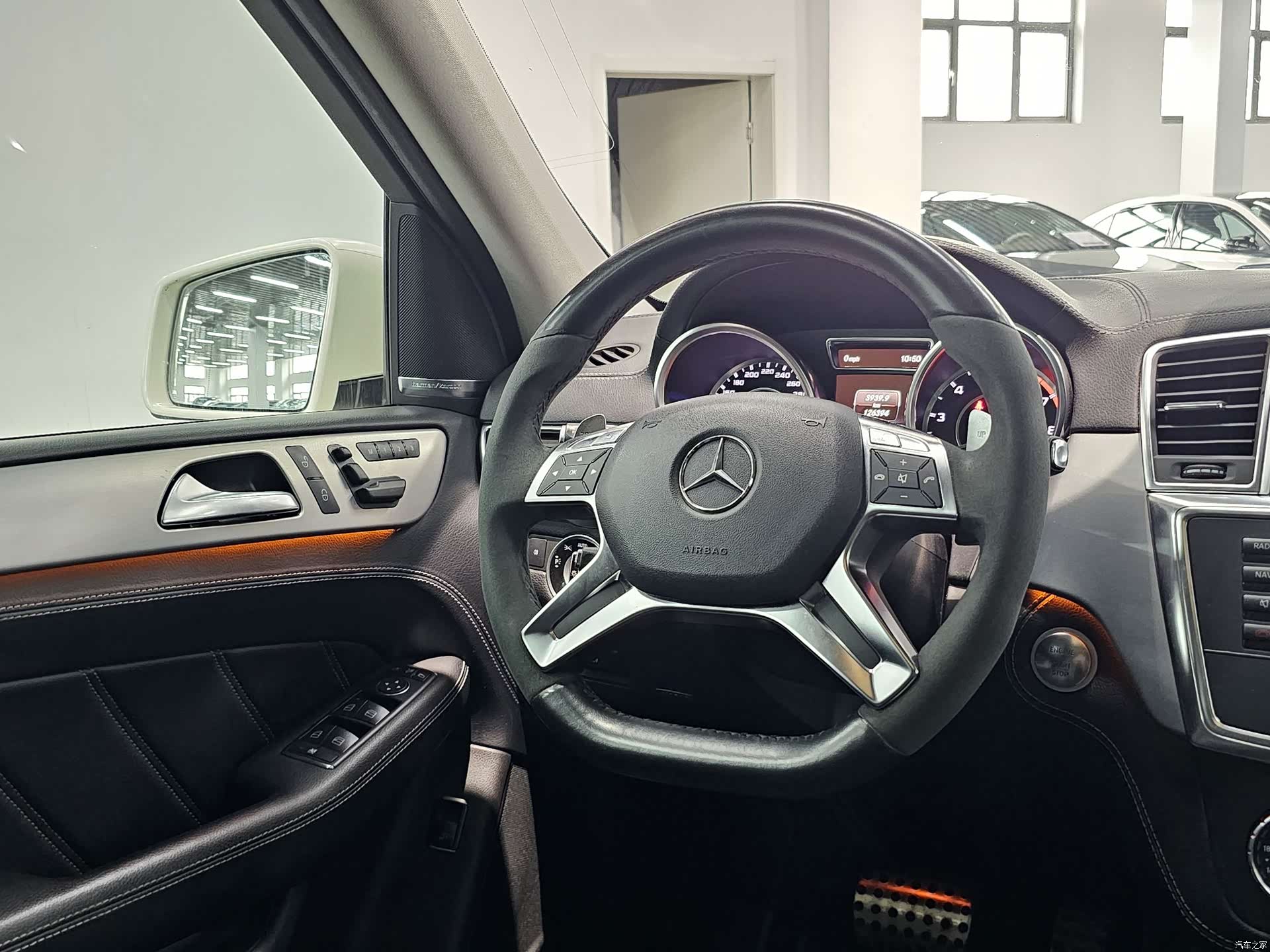 Mercedes-Benz M-Class AMG, 2013 8