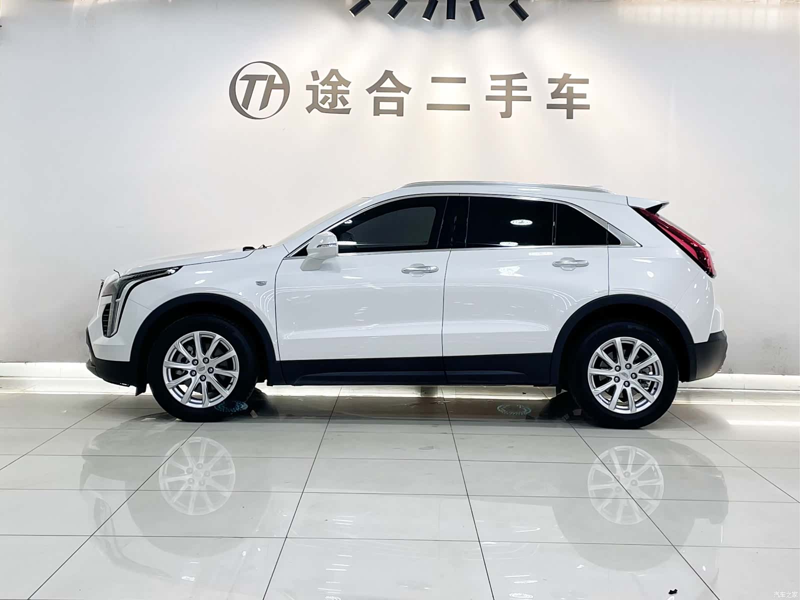 Cadillac XT4, 2020 3