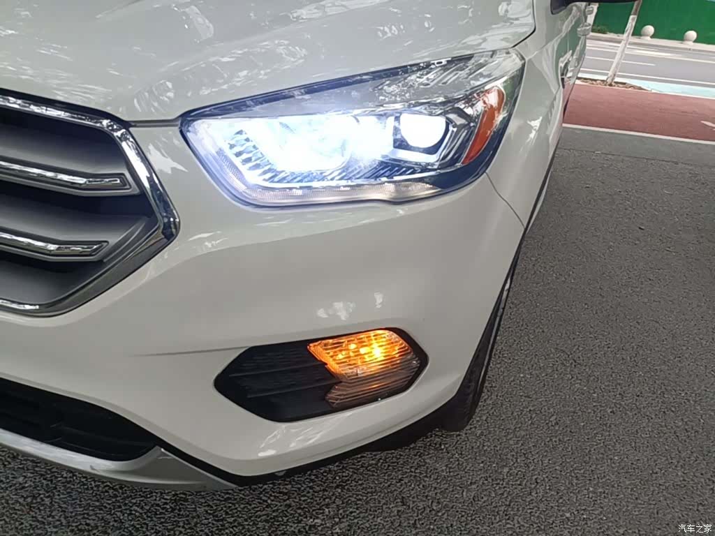 Ford Kuga, 2017 24