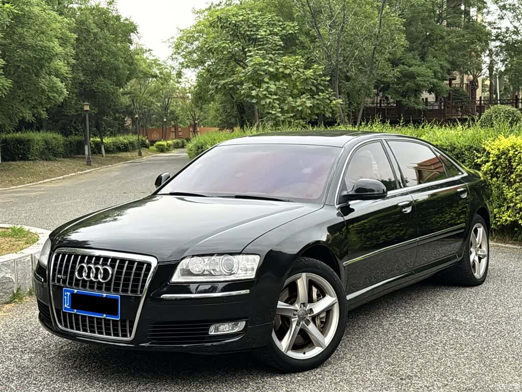 Audi A8L, 2009 1