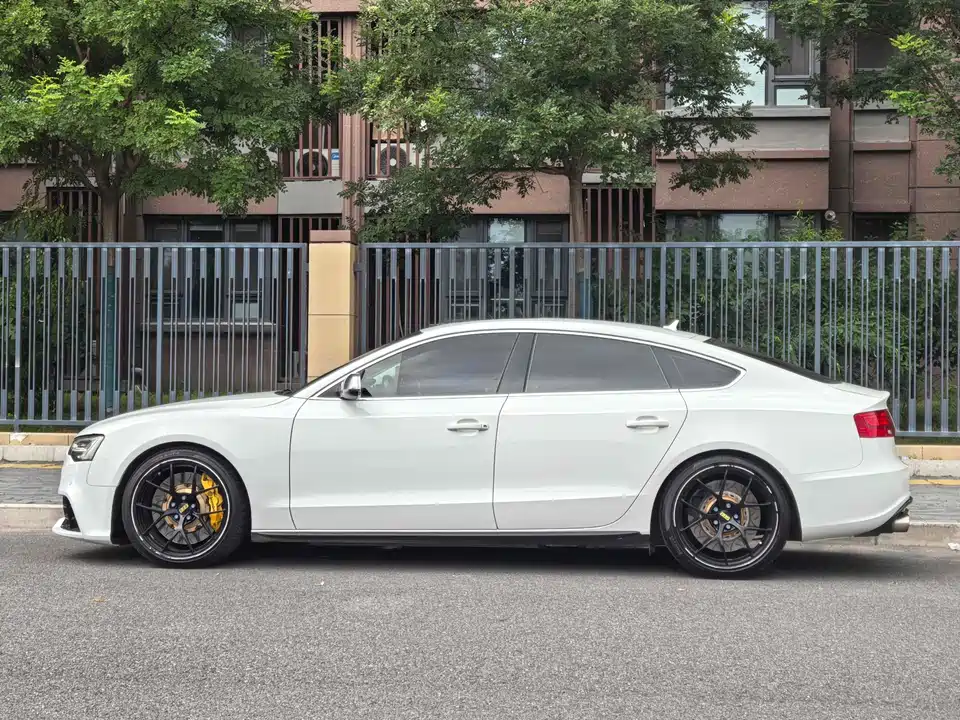 Audi S5