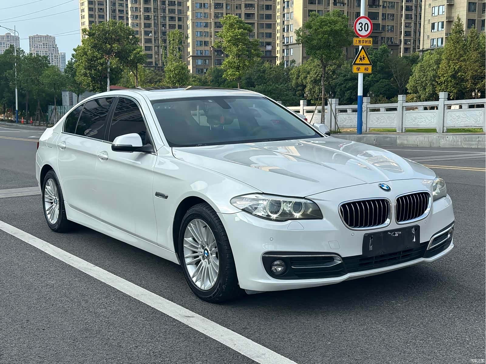 BMW 5 Series, 2016 3