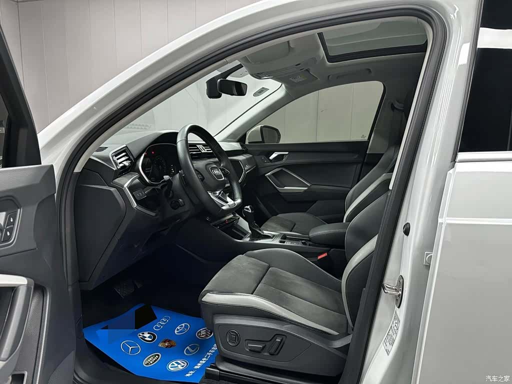 Audi Q3, 2022 16