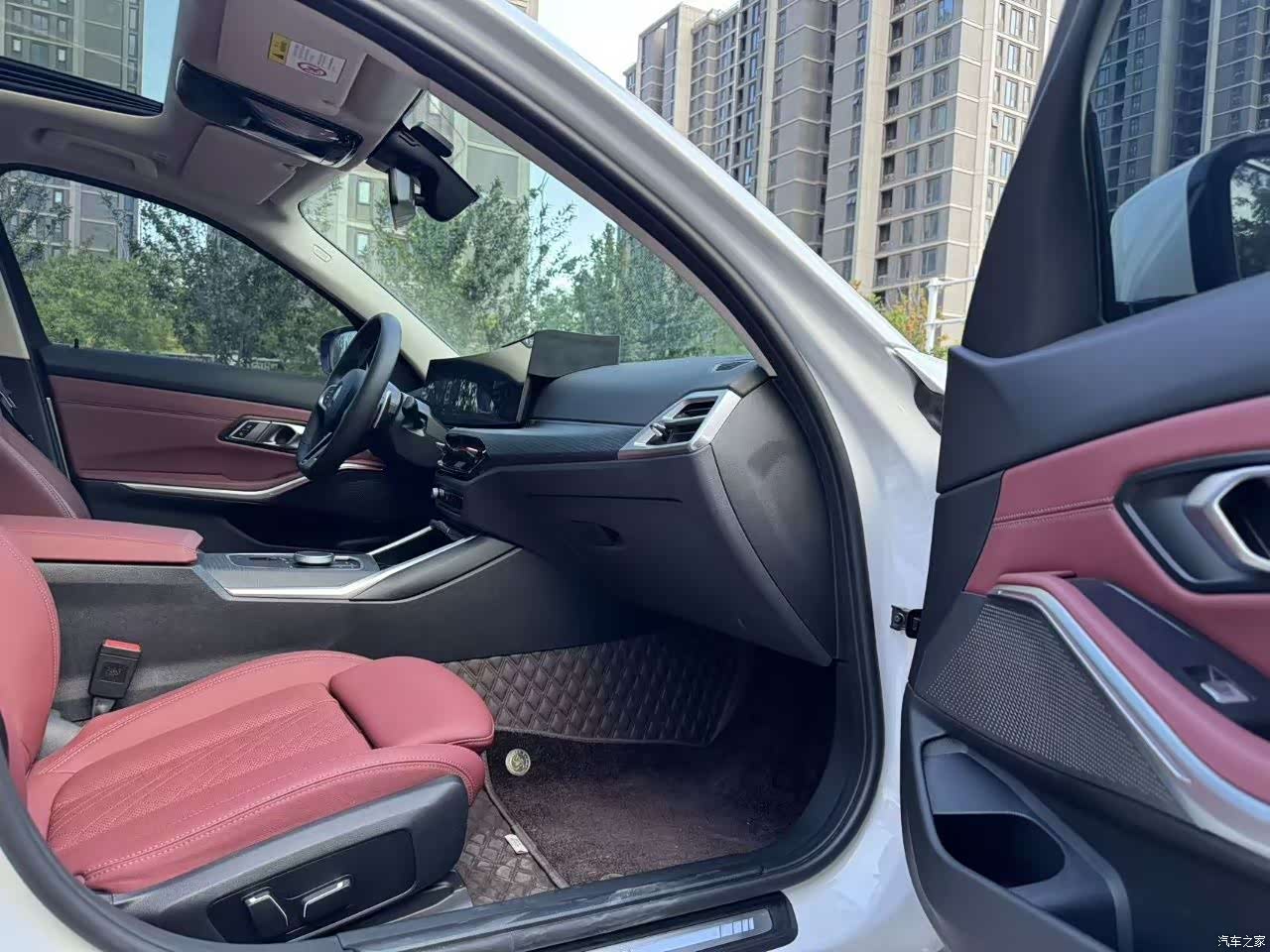 BMW 3 Series, 2025 4
