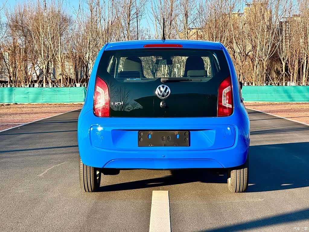 Volkswagen up, 2016 все фото