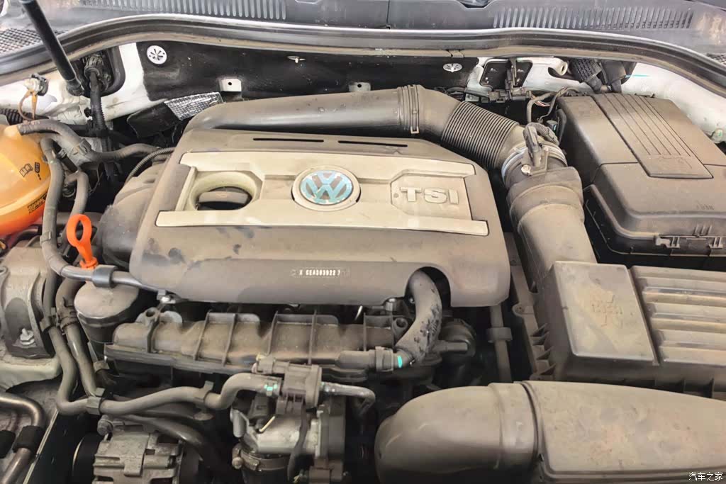 Volkswagen CC, 2015 10