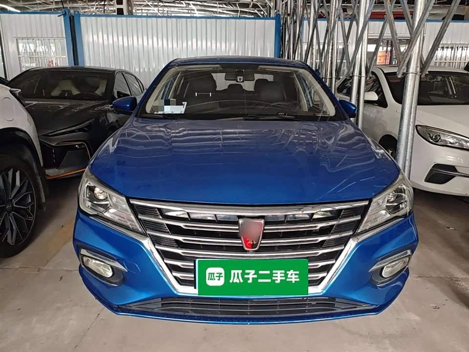 Roewe i5