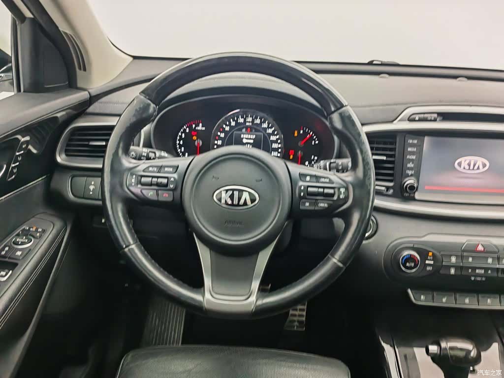 Kia L, 2016 11