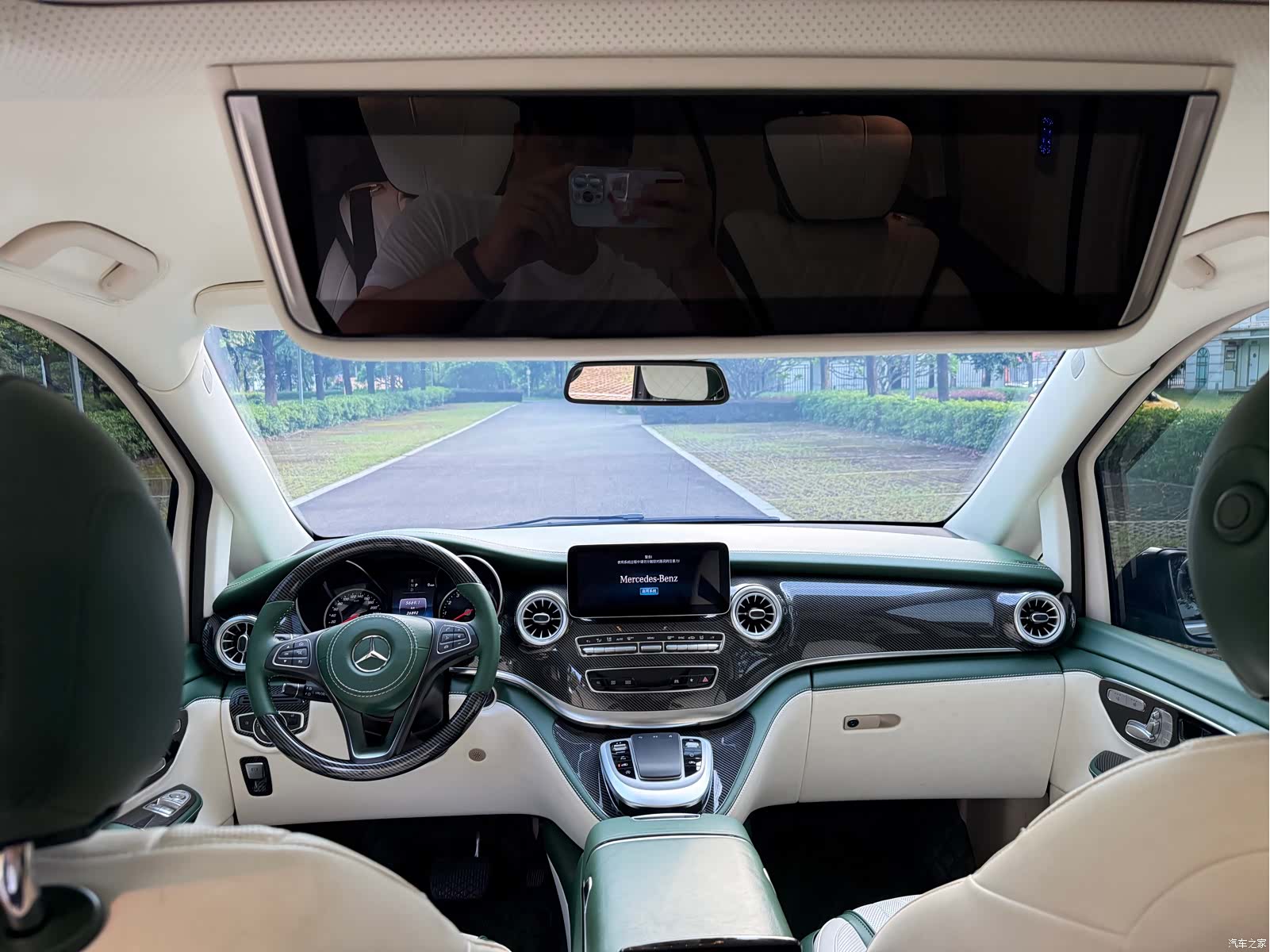 Mercedes-Benz V-Class, 2022 12