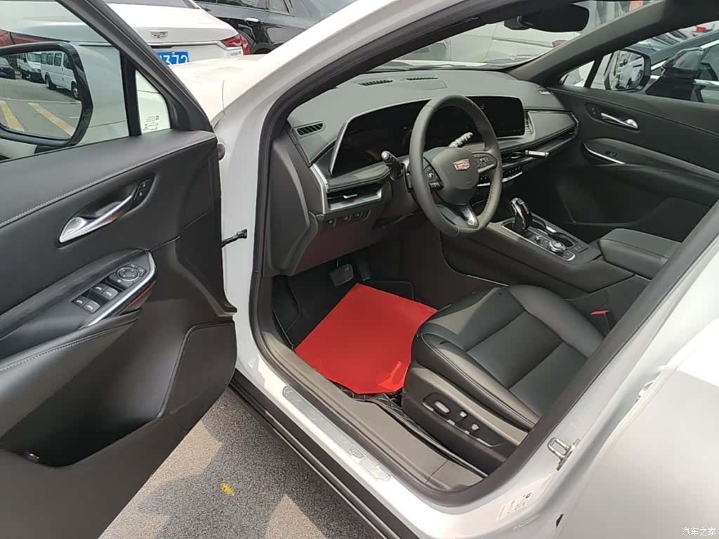 Cadillac XT4, 2023 16