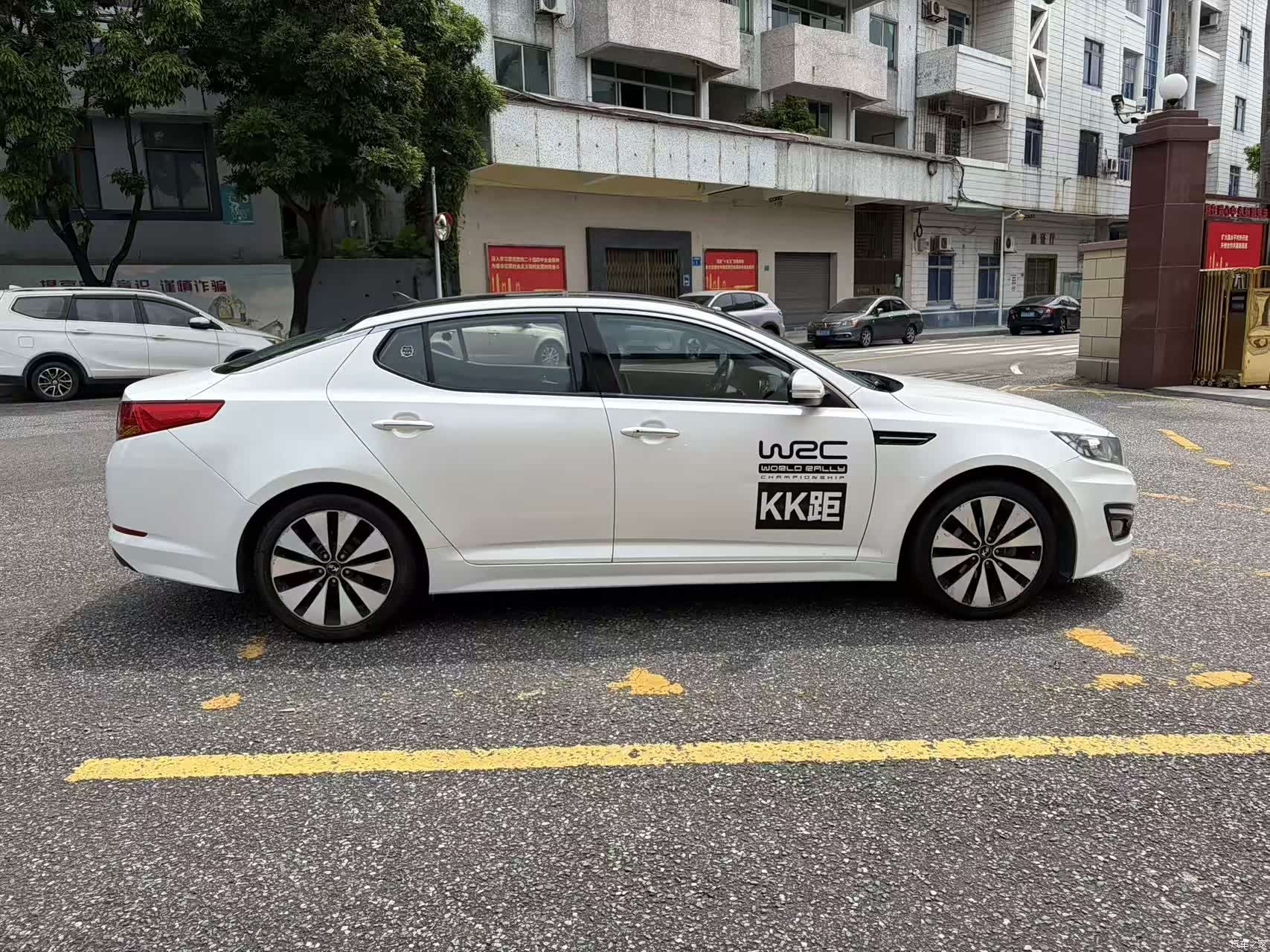 Kia K5, 2013 4