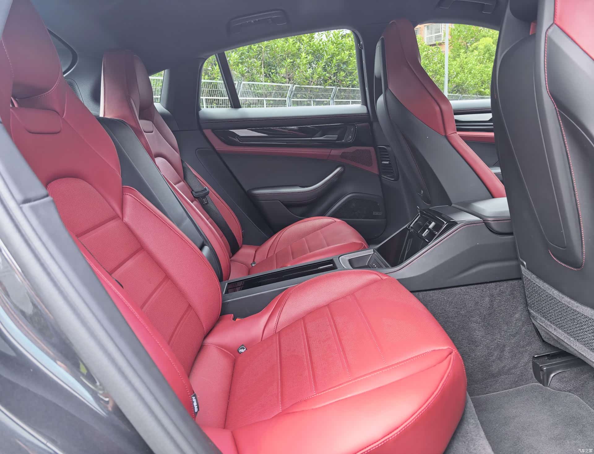 Porsche Panamera, 2025 13