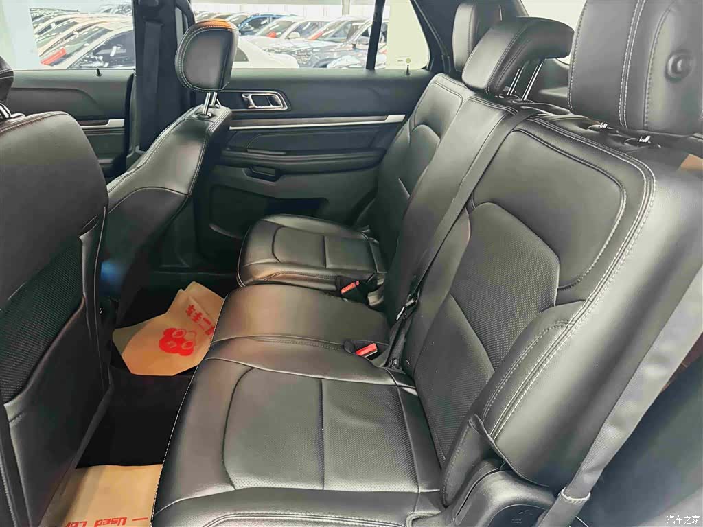 Ford Explorer, 2018 17