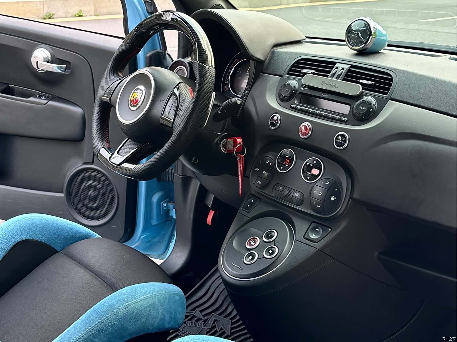 Fiat 500, 2015 13