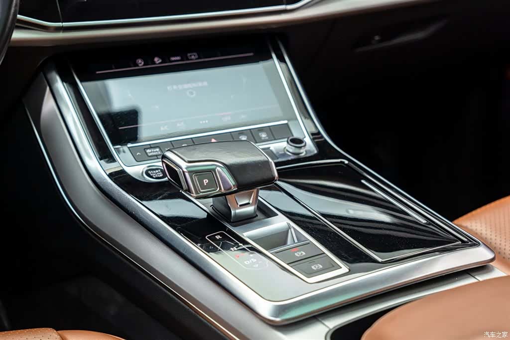 Audi Q7, 2022 13