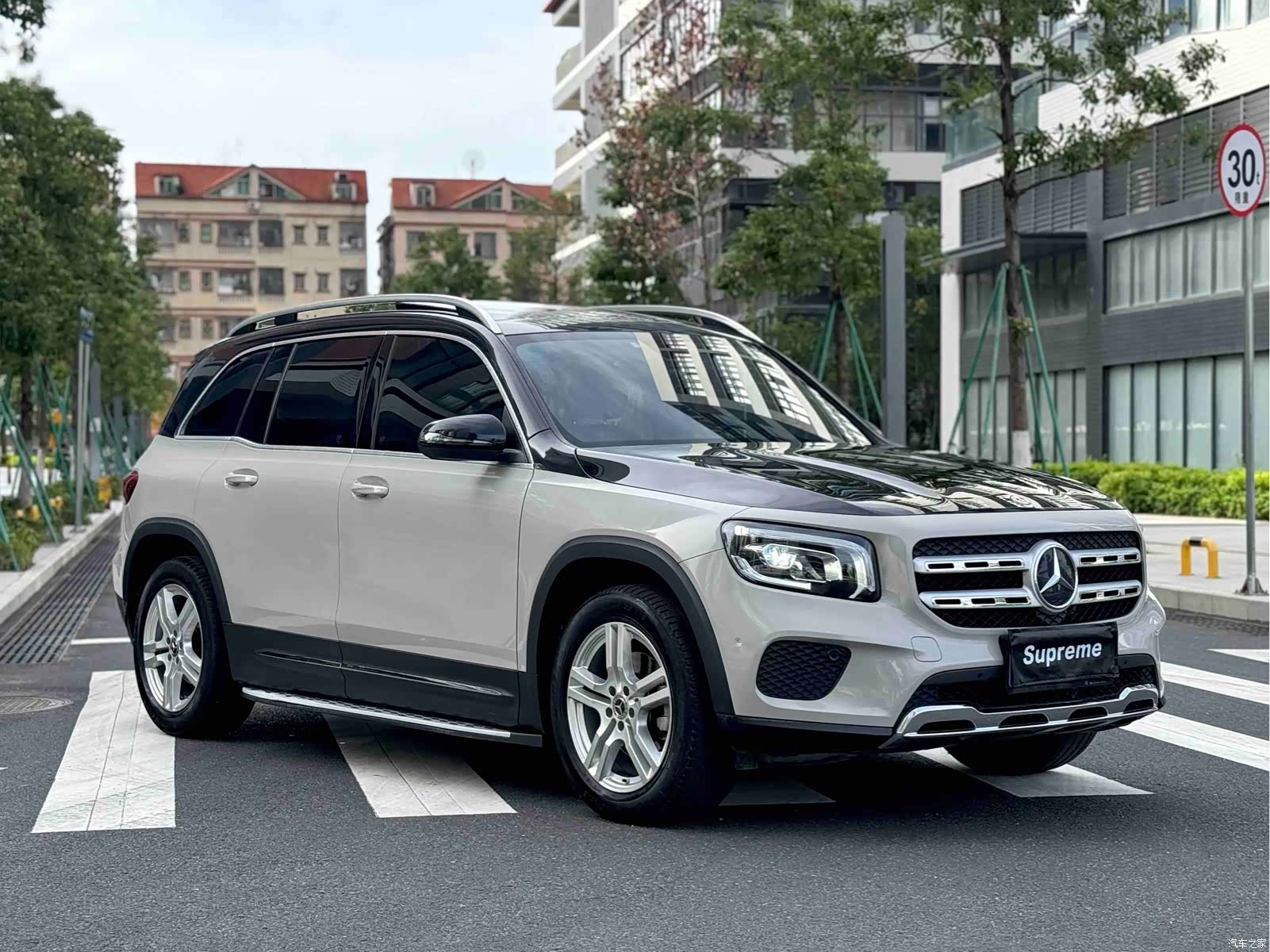 Mercedes-Benz GLB, 2021 3