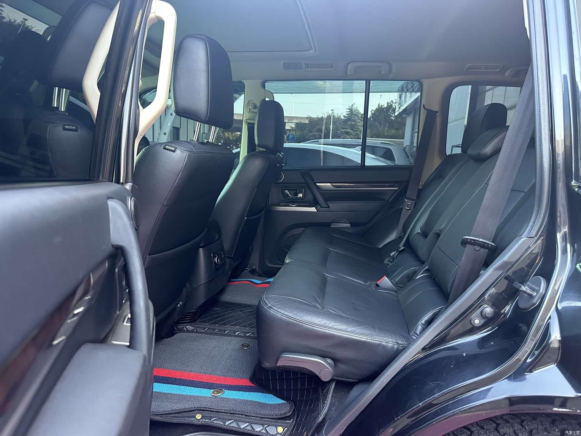 Mitsubishi Pajero, 2019 все фото